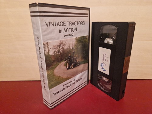 Vintage tractors action - in,