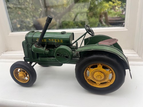 Vintage tin toy tractor used - ,